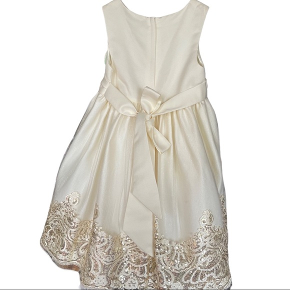 GORGEOUS GORGEOUS GORGEOUS!! Cream and gold princess dress. Girlβs size 5. NWT. - Picture 8 of 10
